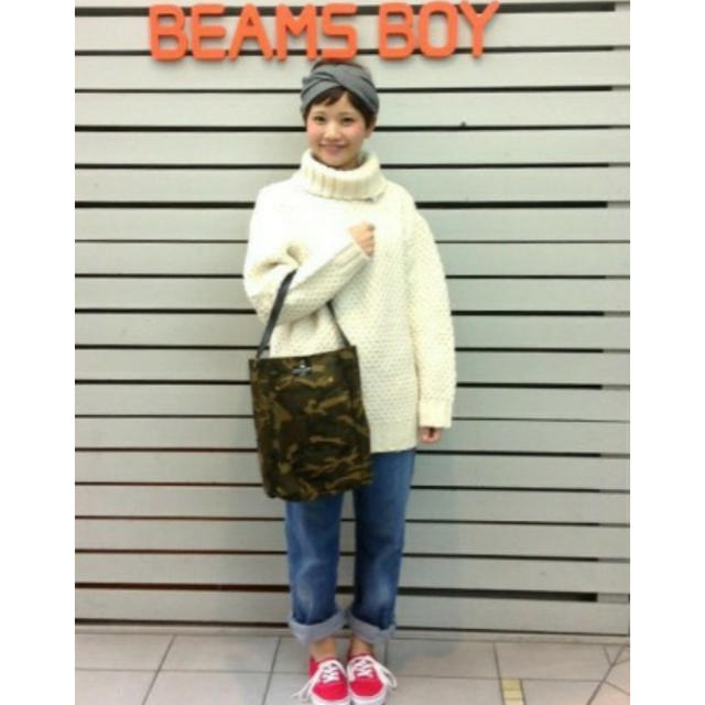 BEAMS BOY - BEAMS BOY 手編みビッグタートル アイボリーの通販 by ...