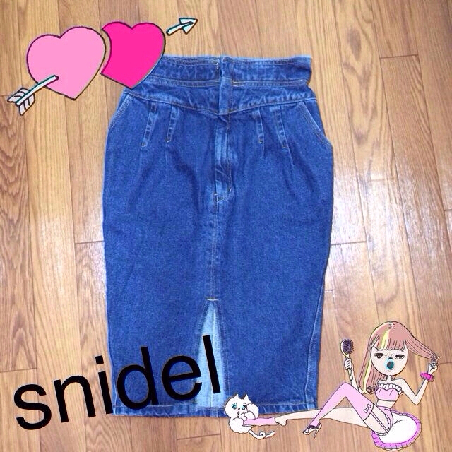 SNIDEL(スナイデル)のsnidel デニムタイトスカート♥︎ レディースのスカート(ひざ丈スカート)の商品写真