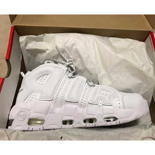 NIKE(ナイキ)の新品正規品 NIKE AIR MORE UPTEMPO '96 モアアップテンポ メンズの靴/シューズ(スニーカー)の商品写真