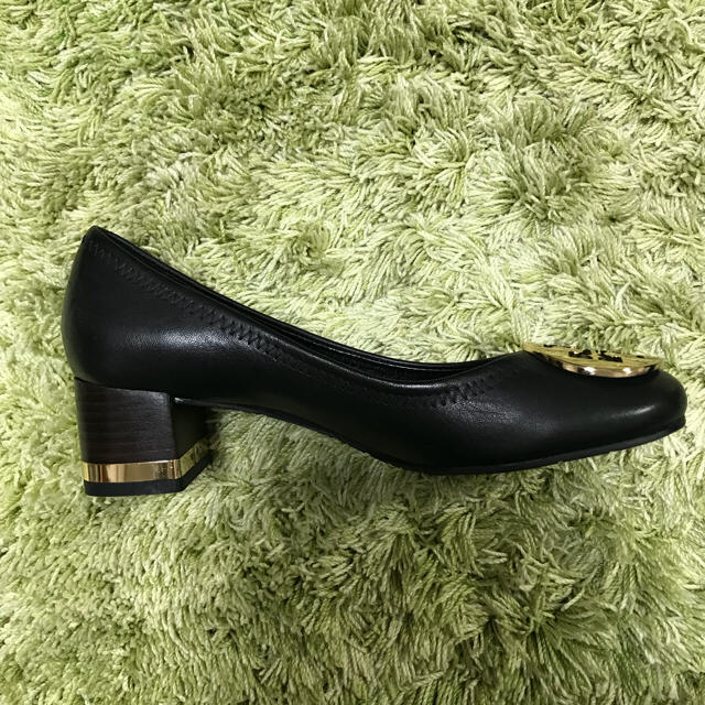 Tory Burch(トリーバーチ)のトリーバーチ 新品未使用 サイズ 5.5 レディースの靴/シューズ(ハイヒール/パンプス)の商品写真