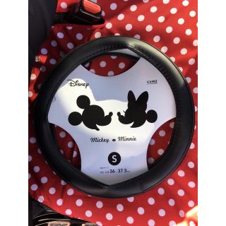 ディズニー(Disney)のハンドルカバー(車内アクセサリ)