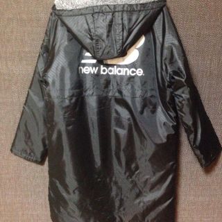 ニューバランス(New Balance)のニューバランス ベンチコート 美品 ブラック Ｌサイズ(ウェア)