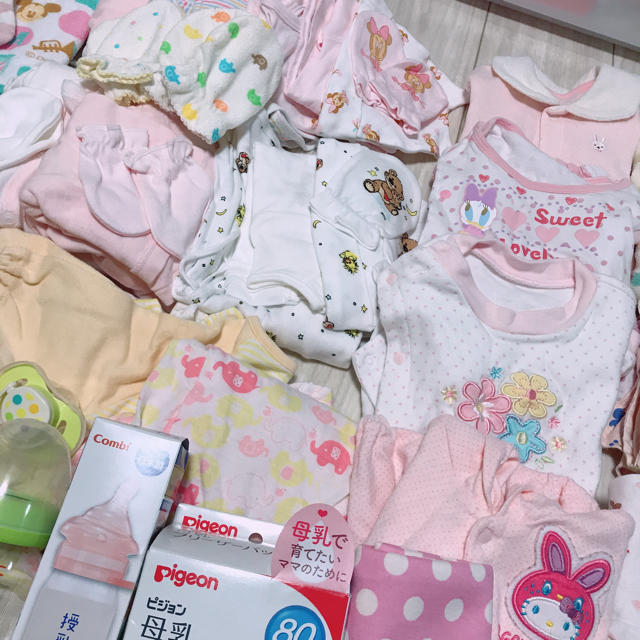 babyGAP(ベビーギャップ)の新生児〜 キッズ/ベビー/マタニティのベビー服(~85cm)(ロンパース)の商品写真