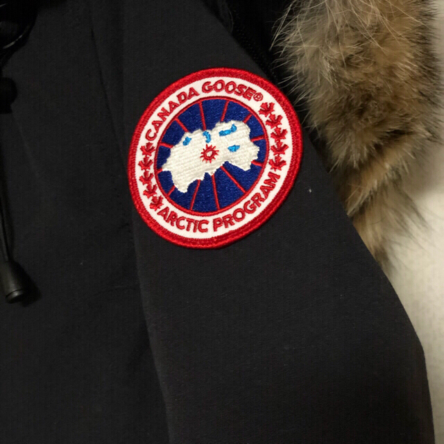 CANADA GOOSE(カナダグース)の【新品・未使用】カナダグース CANADA GOOSE  レディースのジャケット/アウター(ダウンジャケット)の商品写真