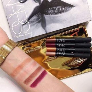 ナーズ(NARS)のNARS × マンレイ ホリデーコレクション THE KISS 8455(コフレ/メイクアップセット)