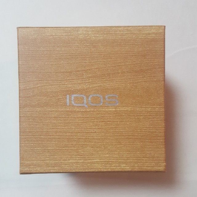 IQOS(アイコス)の【クニケン様専用】アイコス スティックトレイ 木製灰皿 純正 新品未開封 正規品 メンズのファッション小物(タバコグッズ)の商品写真