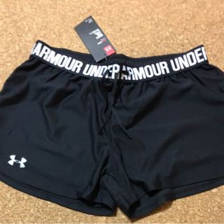 アンダーアーマー(UNDER ARMOUR)の専用  黒 Ｍサイズ(ショートパンツ)