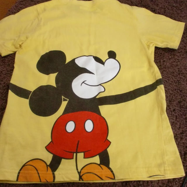 Disney(ディズニー)のディズニー ミッキーＴシャツ☆140ｃｍ 男女どちらでも☆ キッズ/ベビー/マタニティのキッズ服男の子用(90cm~)(Tシャツ/カットソー)の商品写真