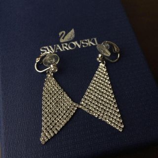 スワロフスキー(SWAROVSKI)のスワロフスキー シルバー Fit イヤリング(イヤリング)