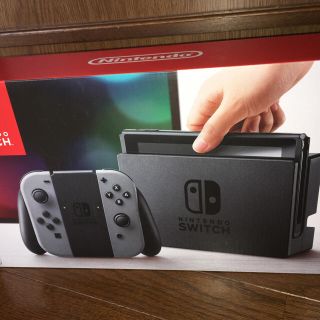 ニンテンドースイッチ(Nintendo Switch)の任天堂SWITCH (家庭用ゲーム機本体)