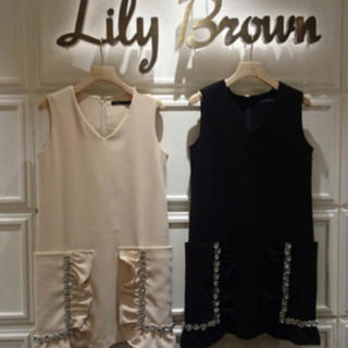 リリーブラウン(Lily Brown)の美品♡リリーブラウン♡ビジューワンピース(ミニワンピース)