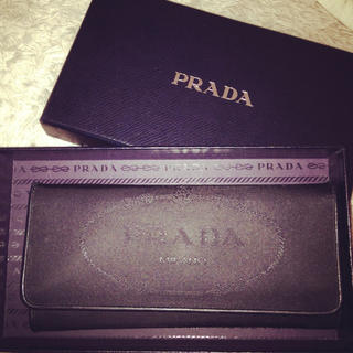 プラダ(PRADA)のPRADA 長財布(財布)