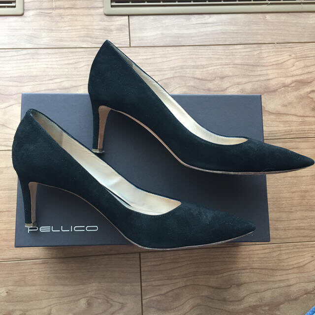 PELLICO(ペリーコ)の値下げ☆PELLICOブラック（スウェード）ヒール6cm レディースの靴/シューズ(ハイヒール/パンプス)の商品写真