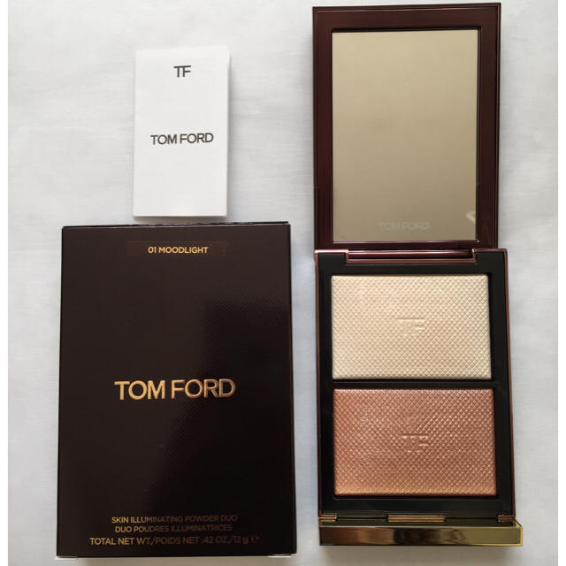 TOM FORD(トムフォード)のTOM FORD フェイスパウダー  コスメ/美容のベースメイク/化粧品(フェイスパウダー)の商品写真