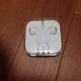 iPhone5 新品 イヤホン♪(モバイルケース/カバー)