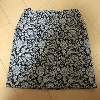 ナチュラルビューティーベーシック(NATURAL BEAUTY BASIC)のnatural beauty basic Skirt(ひざ丈スカート)