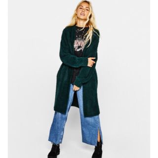 ベルシュカ(Bershka)のベルシュカ オーバーサイズふわふわカーディガン(カーディガン)