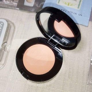 ボビイブラウン(BOBBI BROWN)のボビィブラウン　コンシーラー(コレクター　ライトトゥミディアムビスク　+サンプル(コンシーラー)