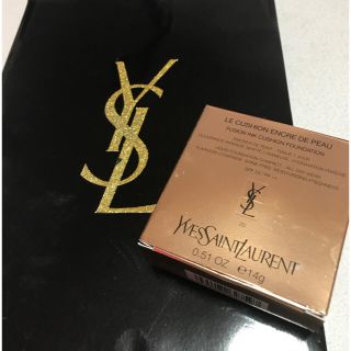 サンローラン(Saint Laurent)のイブサンローラン アンクル ド ポー ルクッション【ファンデーション】(ファンデーション)