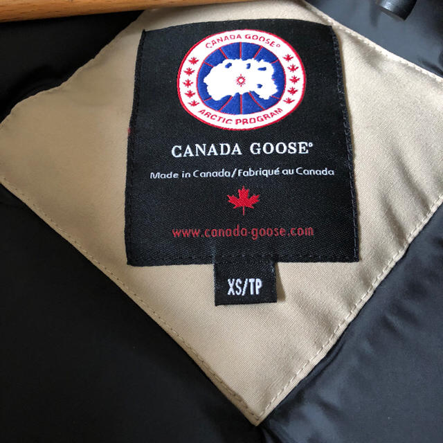 CANADA GOOSE(カナダグース)の専用⭐️カナダグースXS   レディースのジャケット/アウター(ダウンコート)の商品写真