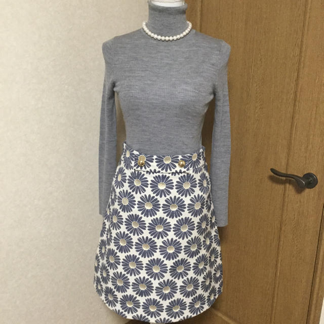 祝 令和SALE 【新品】TARA JARMONスカート