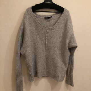 ビーシービージーマックスアズリア(BCBGMAXAZRIA)の12/3処分予定 BCBG ニットトップス(ニット/セーター)