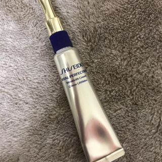 シセイドウ(SHISEIDO (資生堂))のアイクリーム、ボビイセラムファンデ (アイケア/アイクリーム)