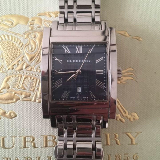 BURBERRY(バーバリー)のバーバリー腕時計最終値下げ メンズの時計(金属ベルト)の商品写真