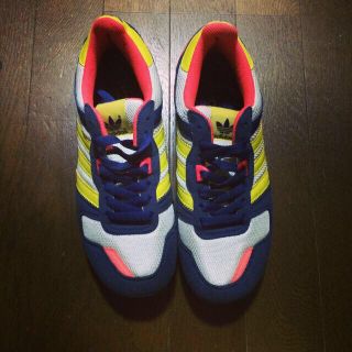 アディダス(adidas)のadidas限定スニーカー(スニーカー)