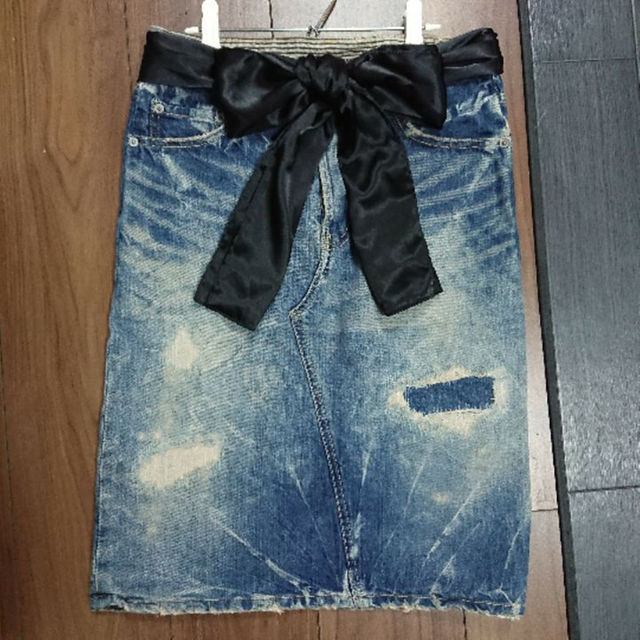 MOROKOBAR(モロコバー)のモロコバー リンガフランカ デニムスカート 38サイズ レディースのスカート(ひざ丈スカート)の商品写真