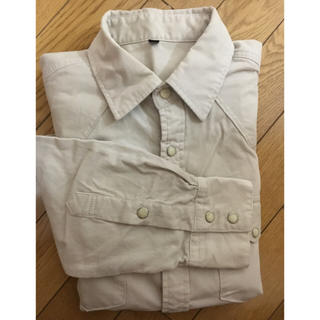 綿100％ コーデュロイ オフホワイトシャツ(シャツ/ブラウス(長袖/七分))