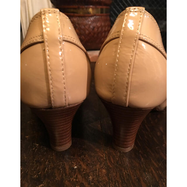 お値下げ‼️本革エナメルパンプス レディースの靴/シューズ(ハイヒール/パンプス)の商品写真