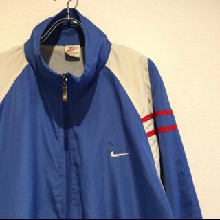 ナイキ(NIKE)のNIKEビッグナイロンジャケットパーカーナイキノースフェイスNORTHFace(ナイロンジャケット)