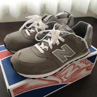 ニューバランス(New Balance)のNEW BALANCE   KL574GSG グレー 最終価格！(スニーカー)