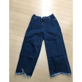 アベイル(Avail)のアベイルの切りっぱなしワイドパンツ(デニム/ジーンズ)