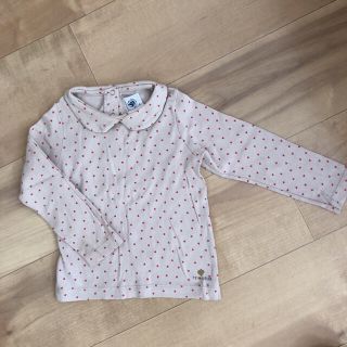 プチバトー(PETIT BATEAU)のプチバトー 襟付きハートのロンT(Tシャツ/カットソー)