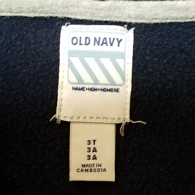 Old Navy(オールドネイビー)の値下げしました☆OLDNAVY パーカー　100サイズ キッズ/ベビー/マタニティのキッズ服男の子用(90cm~)(ジャケット/上着)の商品写真