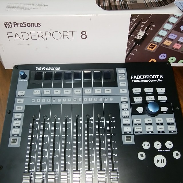 faderport8 ムービングフェーダー ほぼ新品　超美品 楽器のDTM/DAW(MIDIコントローラー)の商品写真