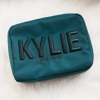 カイリーコスメティックス(Kylie Cosmetics)のSARI様 専用(ポーチ)