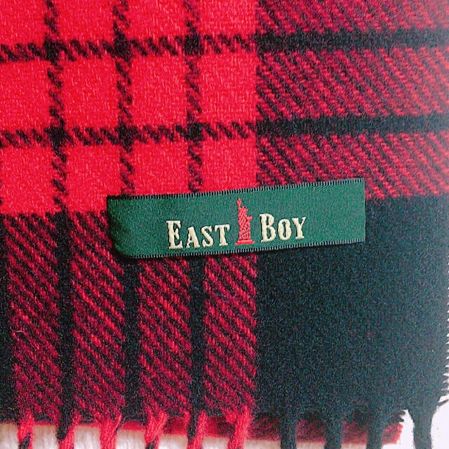EASTBOY(イーストボーイ)の【美品】EASTBOY イーストボーイ スクール マフラー チェック 赤 レディースのファッション小物(マフラー/ショール)の商品写真