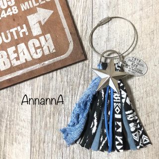 スターコンチョ★タッセルキーホルダー★ハンドメイド★ヴィンテージブルー×プレート(チャーム)