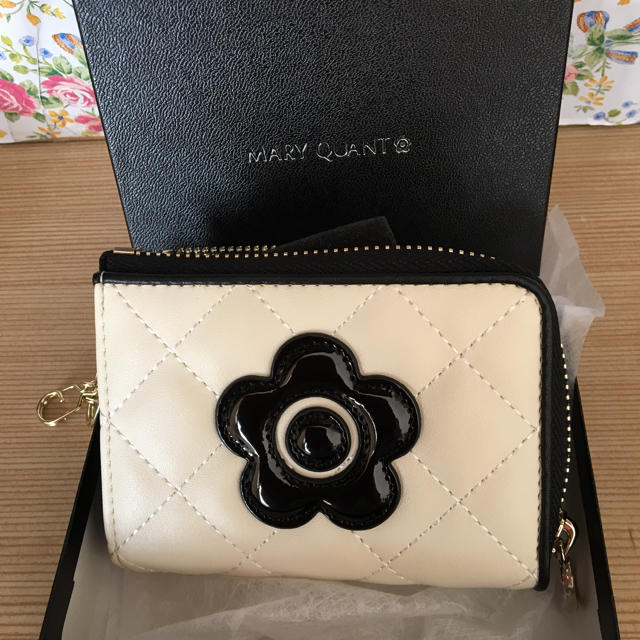 MARY QUANT(マリークワント)の新品マリークワントパスケース レディースのバッグ(ショルダーバッグ)の商品写真