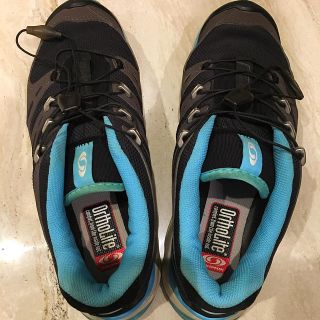 サロモン(SALOMON)のサロモントレッキングシューズ24センチ(登山用品)