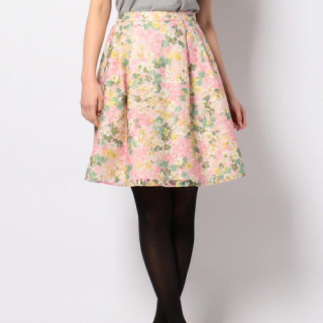 TOCCA(トッカ)のPIMADONNAスカート ピンク レディースのスカート(ひざ丈スカート)の商品写真