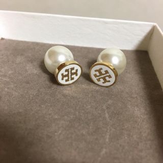 ピアス(ピアス)