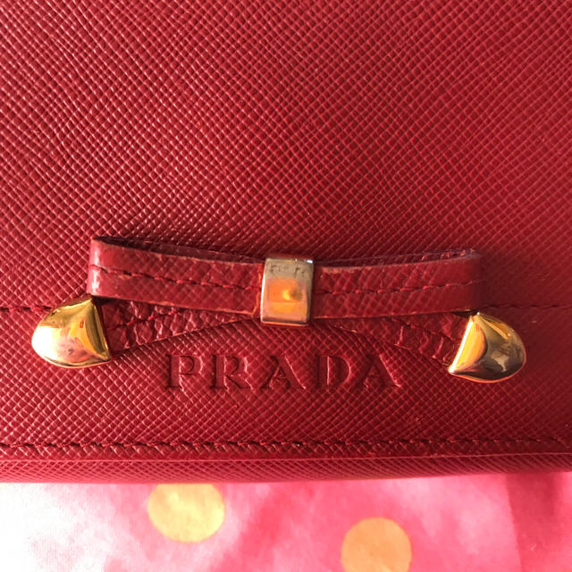 PRADA(プラダ)のプラダ サフィアーノ 長財布 リボン 赤 レディースのファッション小物(財布)の商品写真