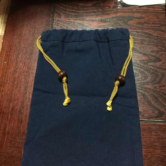会津木綿の巾着袋 レディースのバッグ(ボディバッグ/ウエストポーチ)の商品写真