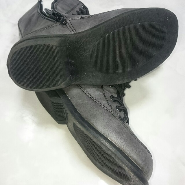新品   ブーツ キッズ/ベビー/マタニティのキッズ靴/シューズ(15cm~)(ブーツ)の商品写真