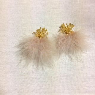 ハンドメイド ファーピアス クリスマス(ピアス)