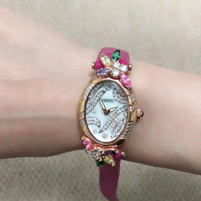 SWAROVSKI(スワロフスキー)のアビステ♡時計♡大人可愛い♡*。 レディースのファッション小物(腕時計)の商品写真